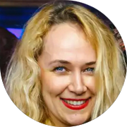 Анна Сидельникова